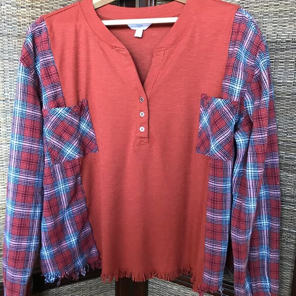 Reworked Flannel Shirt, M-L: Upcycled Oversized Rust Waffle Knit Top, Fringy Hem - Picture 6 of 13